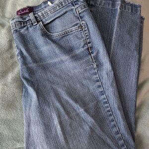 Gloria Vanderbilt Straight Leg Raw Hem Jeans